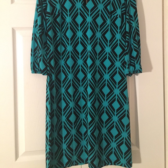 Dress - Picture 4 of 4